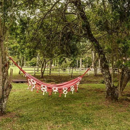 Villa Das Palmeiras Chales & Camping São Bento do Sapucaí Exterior photo